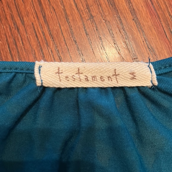 Beautiful Teal Blouse. Size M - Picture 7 of 12